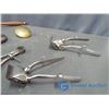 Image 2 : Antique Hair Clippers, Calipers, Shuttle, Large Grass Buttons and Gavel
