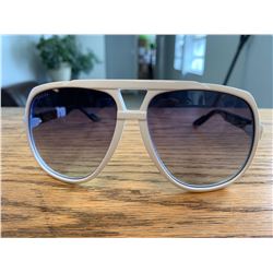 Set of Gucci Sunglasses