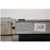 Image 2 : Sulzer Mixpac DM400-400 ml manual cartridge gun