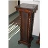 Image 1 : Antique quarter cut oak barley twist statuary stand on bun feet, 41" in height
