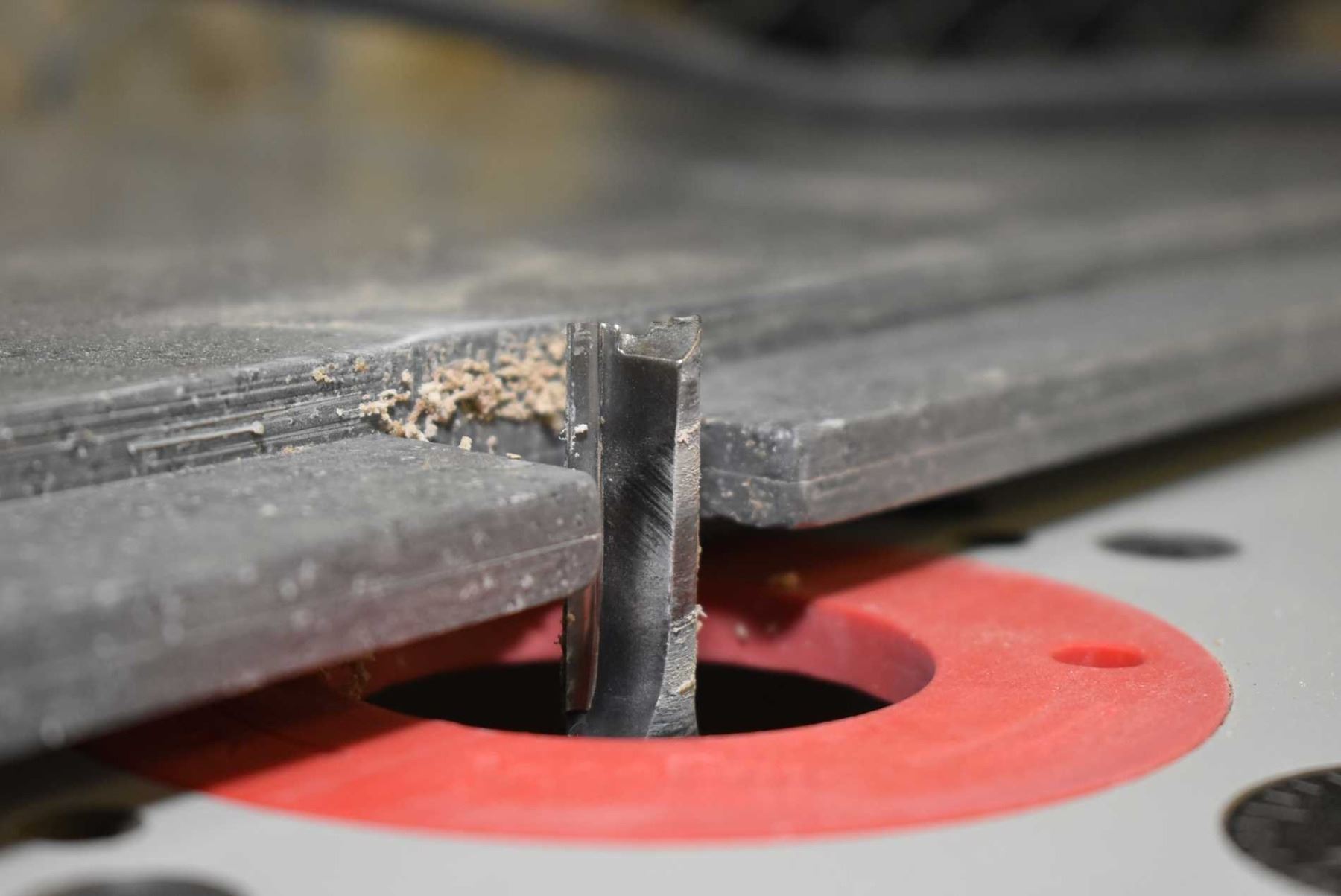 Shop made router table fitted with Jessem router insert and Porter ...