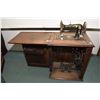 Image 2 : Antique Seamstress Grand treadle sewing machine in fully enclosed quarter cut oak cabinet