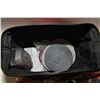 Image 2 : Milwaukee 5" random orbital sander with sanding discs and tote bad- tested and working