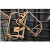 Image 6 : Twelve assorted metal leg hold spring traps and snares