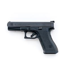 Glock Model 17 Gen 2 Semi-Automatic Pistol