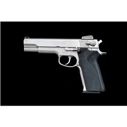 S&W Model 1006 Semi-Auto Pistol