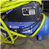 Image 3 : CAMBELL HAUSFELD 3 GALLON AIR COMPRESSOR W/ HOSE