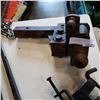 Image 2 : TRAILER HITCH W/ WEIGHT DISTRIBUTION BARS