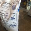 Image 2 : 50LB BAG OF ZEP COMMERCIAL SWEEPING COMPOUND