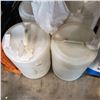 Image 2 : 10 PLASTIC CONTAINERS