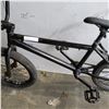Image 2 : BLACK BMX BIKE
