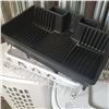 Image 2 : 2 STERLITE LAUNDRY HAMPERS AND RUBBERMAID DRYING RACK