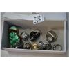 Image 1 : 10 ESTATE RINGS