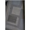 Image 4 : 100% POLYPROPYLENE AREA CARPET 60 x 96