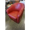 Image 2 : NATUZZI RED LEATHER SWIVEL CHAIR