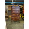 Image 1 : KELLER FURNITURE QUEEN ANNE MAHOGANY 2 PIECE 8 DRAWER CHEST OF DRAWERS