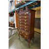 Image 2 : KELLER FURNITURE QUEEN ANNE MAHOGANY 2 PIECE 8 DRAWER CHEST OF DRAWERS