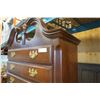 Image 7 : KELLER FURNITURE QUEEN ANNE MAHOGANY 2 PIECE 8 DRAWER CHEST OF DRAWERS