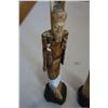 Image 3 : 2 BONE HAND CARVED FIGURES