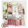 Image 1 : BAG OF ASSORTED NEW COSMETICS