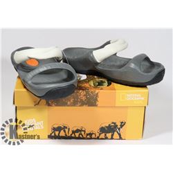 NATIONAL GEOGRAPHIC KIDS ELEPHANT SANDALS
