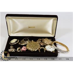 VINTAGE LOT OF BROOCHES & FINGER WATCH RIPLEY