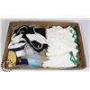 Image 1 : PROTECTION DEVICES AND 8 PAIRS GLOVES