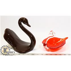 PAIR OF VINTAGE SWANS