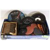Image 1 : BOX OF ASSORTED GRINDING, CUTTING & SANDING DISKS