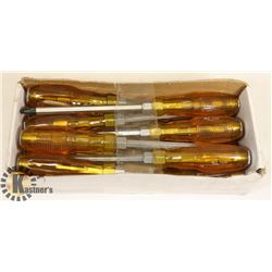 BOX OF 13 NEW ASSORTED SCREWDRIVERS