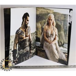 GAME OF THRONES BOOK OF 40 POSTERS OF