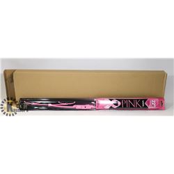 BOX OF 6 NEW PINK METAL 22"  WIPER BLADES