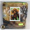Image 1 : LARGE PLUSH HORSE THROW - GENERAL,