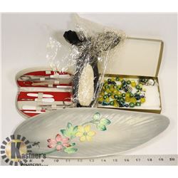 FLAT /W ANTIQUE HAT PLUME, UNUSED VINTAGE MANICURE