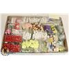 Image 1 : BOX OF ASSORTED CRAFTING FLOWERS