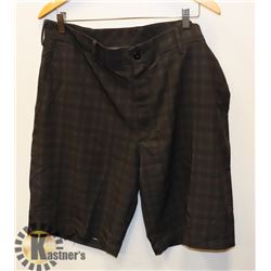 NEW SNAKE EYES DRI-18 MENS DRESS SHORTS, SIZE 40