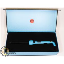 UNUSED PRETTY YOUNG THING DIGITAL CURLING WAND
