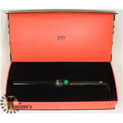 UNUSED PRETTY YOUNG THING CURLING WAND