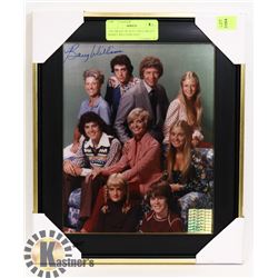 THE BRADY BUNCH "GREG BRADY" BARRY WILLIAMS SIGN