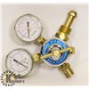 Image 1 : OXYGEN ARGON FLOW GAUGE REGULATOR