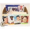 Image 1 : BOX OF BASEBALL CARDS