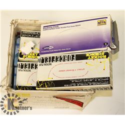 BOX OF ASSORTED SIZE DISPOSABLE GLOVES