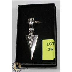 SILVER ALLOY ARROWHEAD PENDANT AND CHAIN