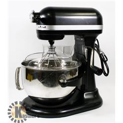 KITCHEN AID STAND MIXER