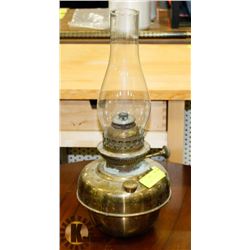 ANTIQUE BRASS NATIONAL LAMP WITH CHIMNEY 17.5" H