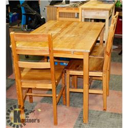 WOOD DINING/KITCHEN TABLE WITH 4 CHAIRS