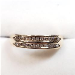 31) 14K YELLOW GOLD DIAMOND RING,