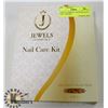 Image 2 : JEWELS COSMETIC SALON QUALITY NAIL CARE KIT