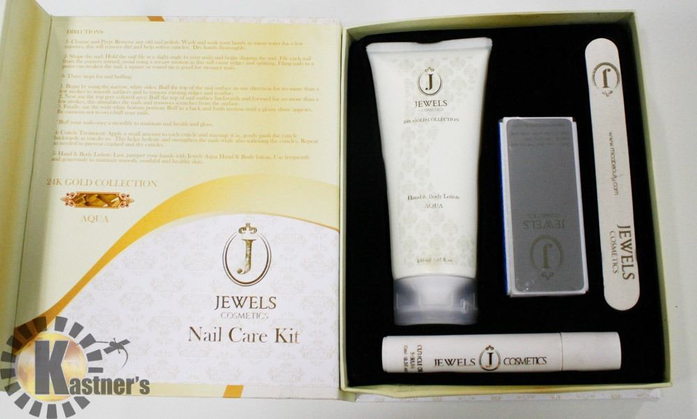 JEWELS COSMETIC SALON QUALITY NAIL CARE KIT