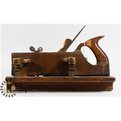 1800'S CARPENTERS WOOD PLANE